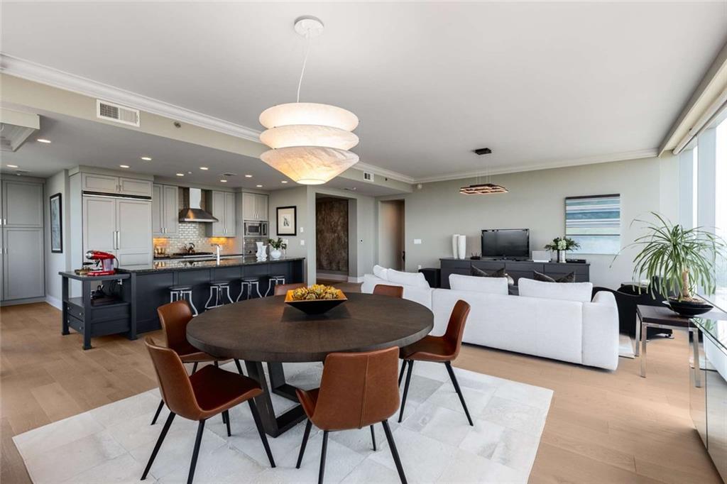 3630 Peachtree Road Northeast, Unit 3207 Atlanta, GA 30326 - Photo 6 of 55