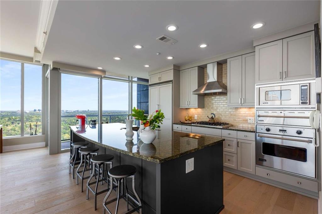 3630 Peachtree Road Northeast, Unit 3207 Atlanta, GA 30326 - Photo 9 of 55