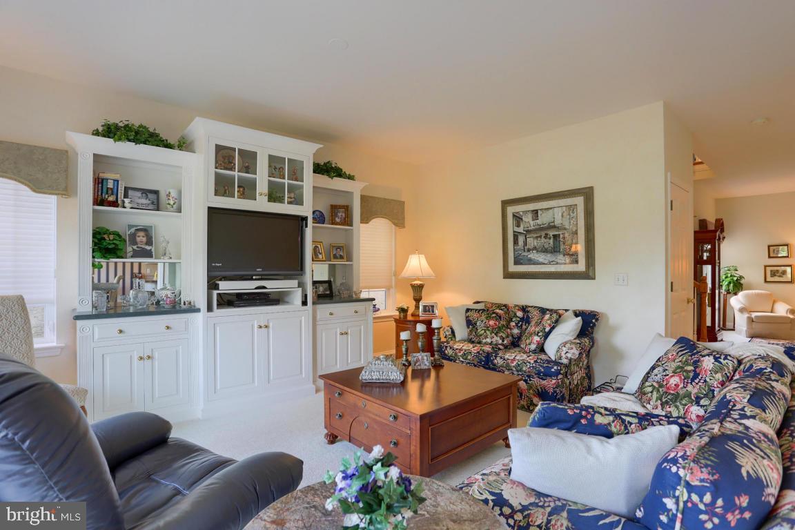 1045 Stillwood Circle Lititz, PA 17543 - Photo 13 of 29 Gallery Image 13