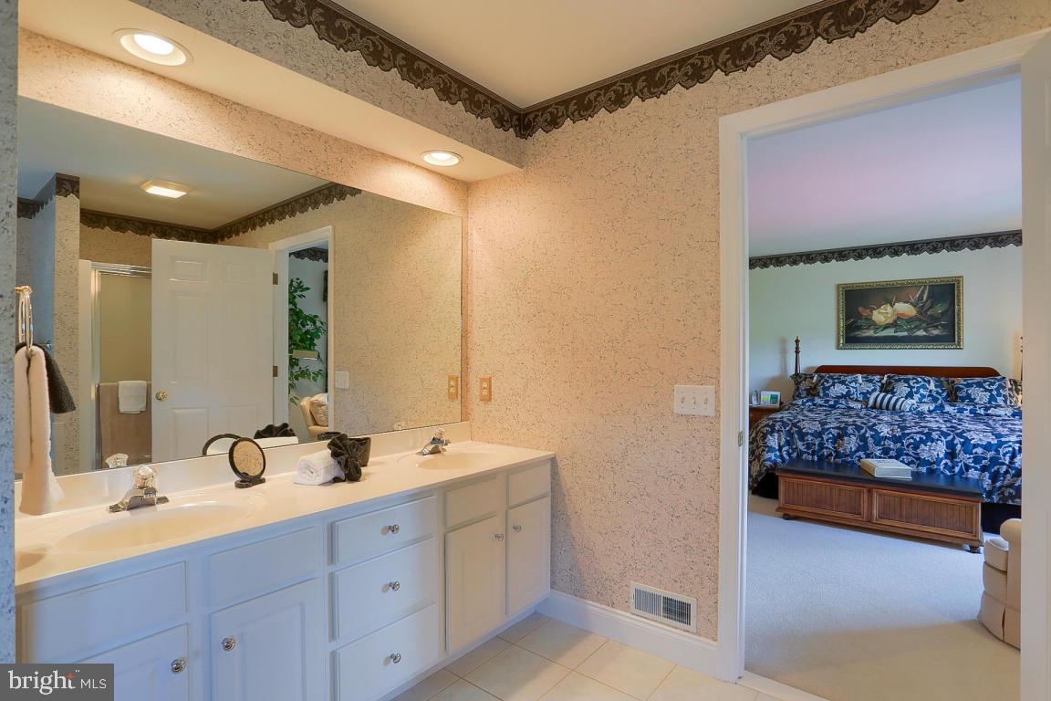 1045 Stillwood Circle Lititz, PA 17543 - Photo 19 of 29 Gallery Image 19