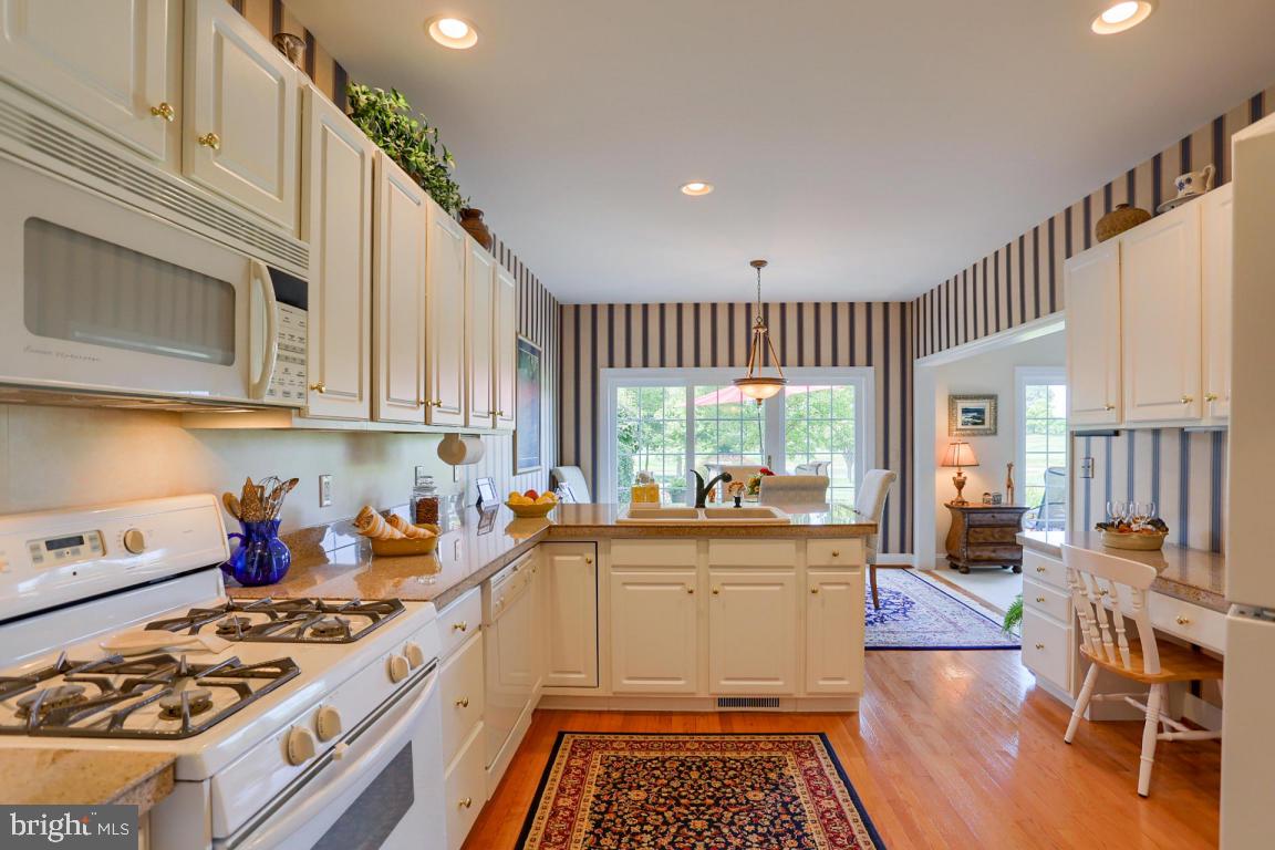 1045 Stillwood Circle Lititz, PA 17543 - Photo 5 of 29 Gallery Image 5