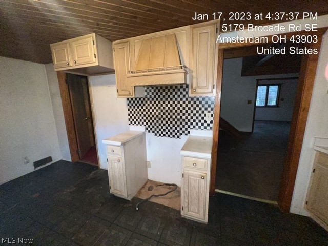 5179 Brocade Road Southeast Amsterdam, OH 43903 - Photo 7 of 21 Gallery Image 7