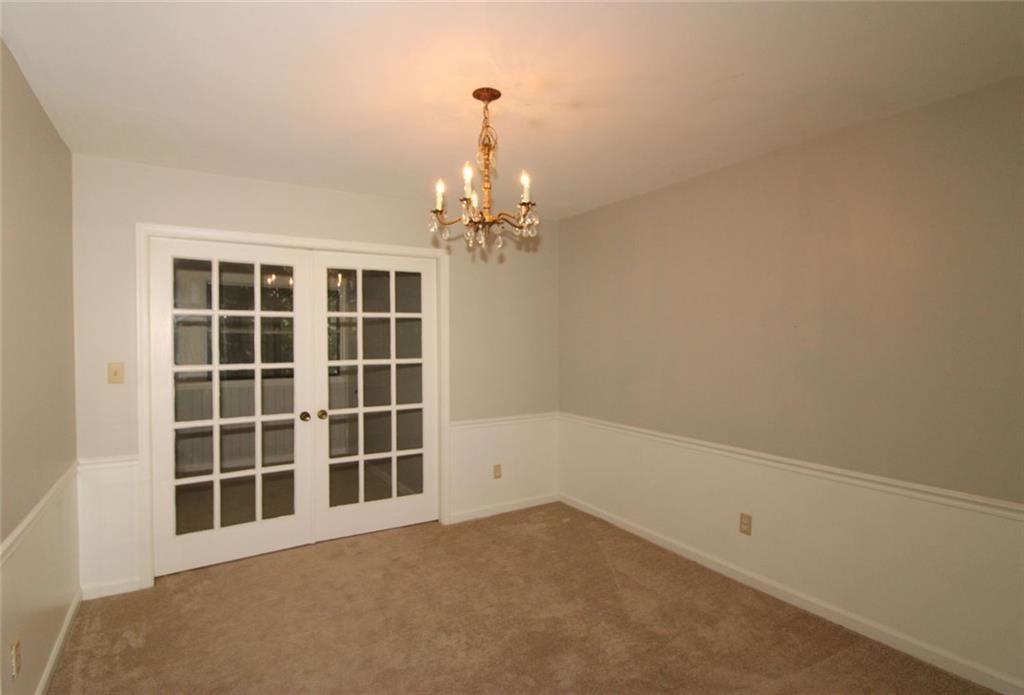 68 La Rue Place Northwest Atlanta, GA 30327 - Photo 9 of 72