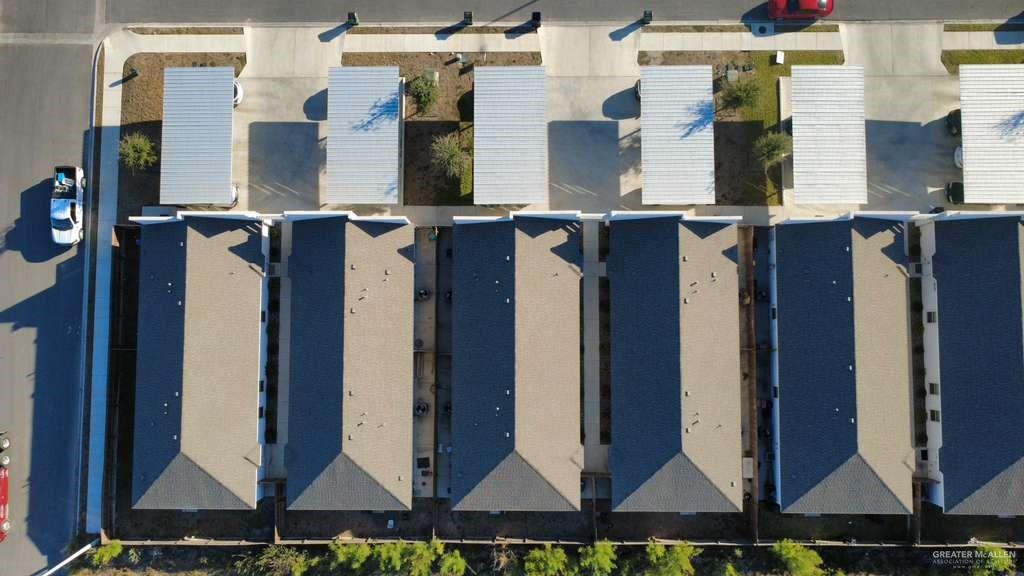 1011 Starr Street Mercedes, TX 78570 - Photo 35 of 35 a view of walk in closet