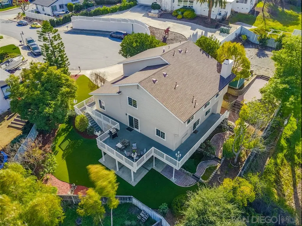 320 Rock Ridge Place Escondido, CA 92027 - Photo 22 of 24 Gallery Image 22