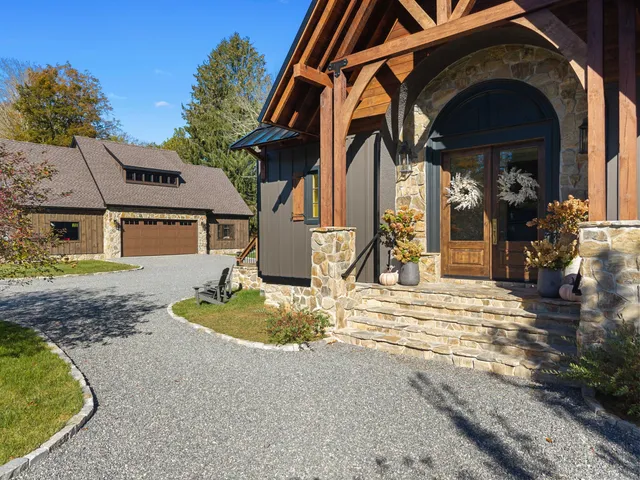 $899,900 | 2 Mission Street, Sprague, CT 06330