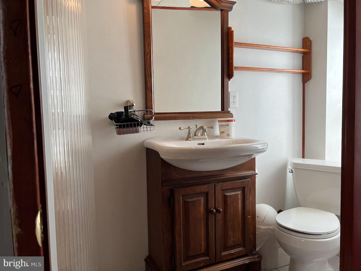 152 Normandy Road Upper Darby, PA 19082 - Photo 8 of 16 Second/Basement Full Bathroom