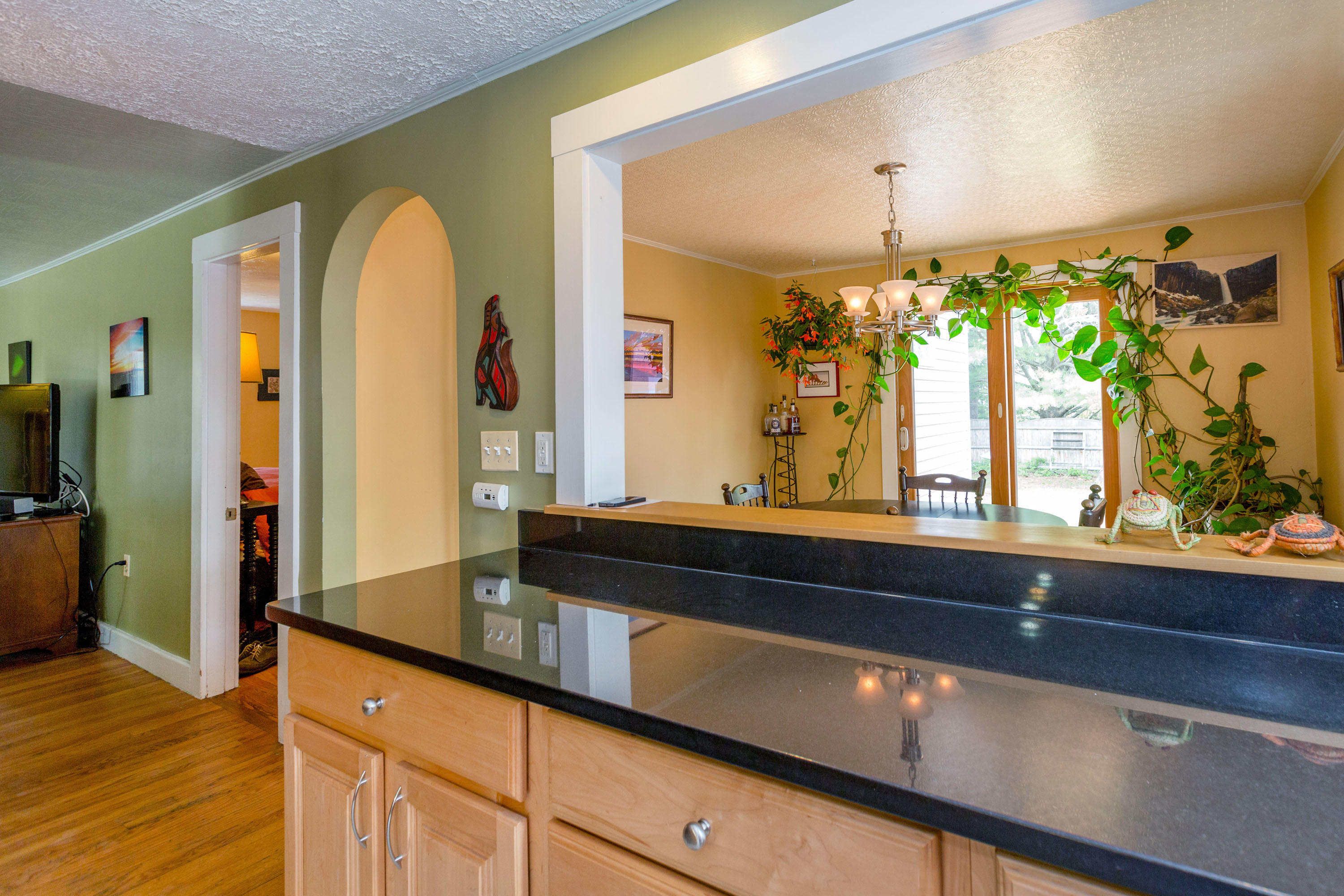 22 Thompson Street Brunswick, ME 04011 - Photo 12 of 33 Thompson_Baribeau_17