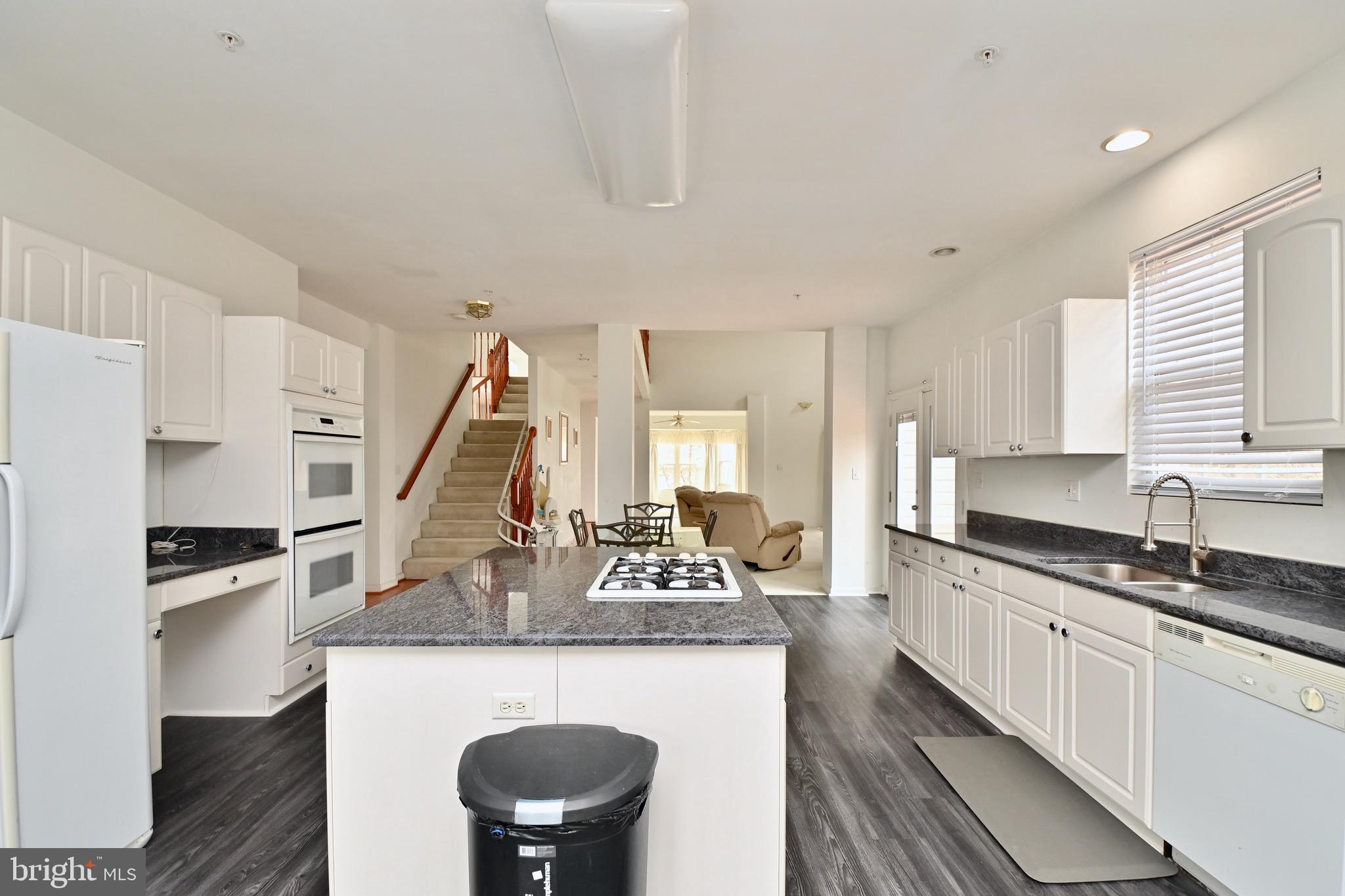 11105 Riverview Road Fort Washington, MD 20744 - Photo 20 of 49 Kitchen