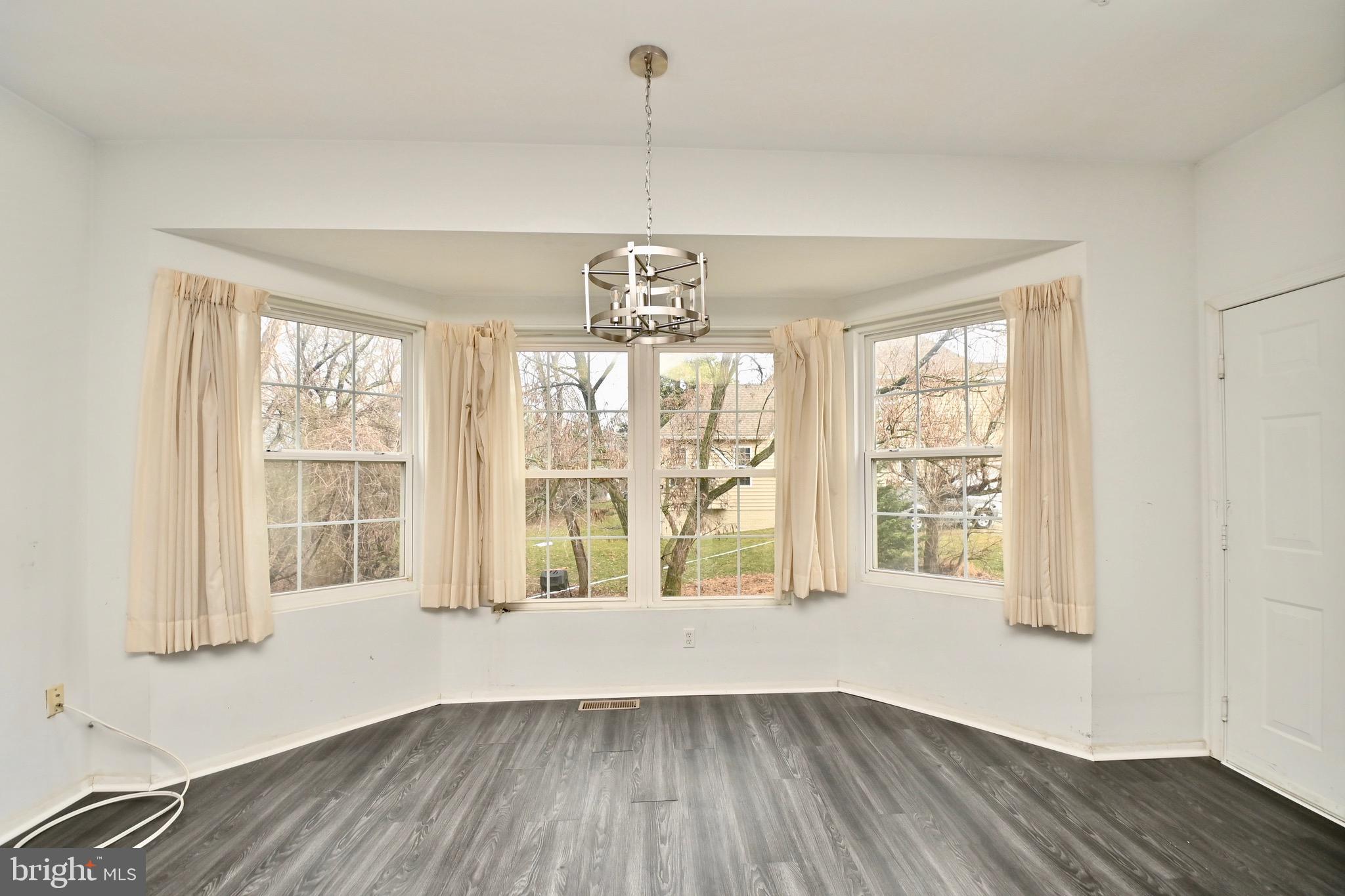 11105 Riverview Road Fort Washington, MD 20744 - Photo 24 of 49 Breakfast Nook