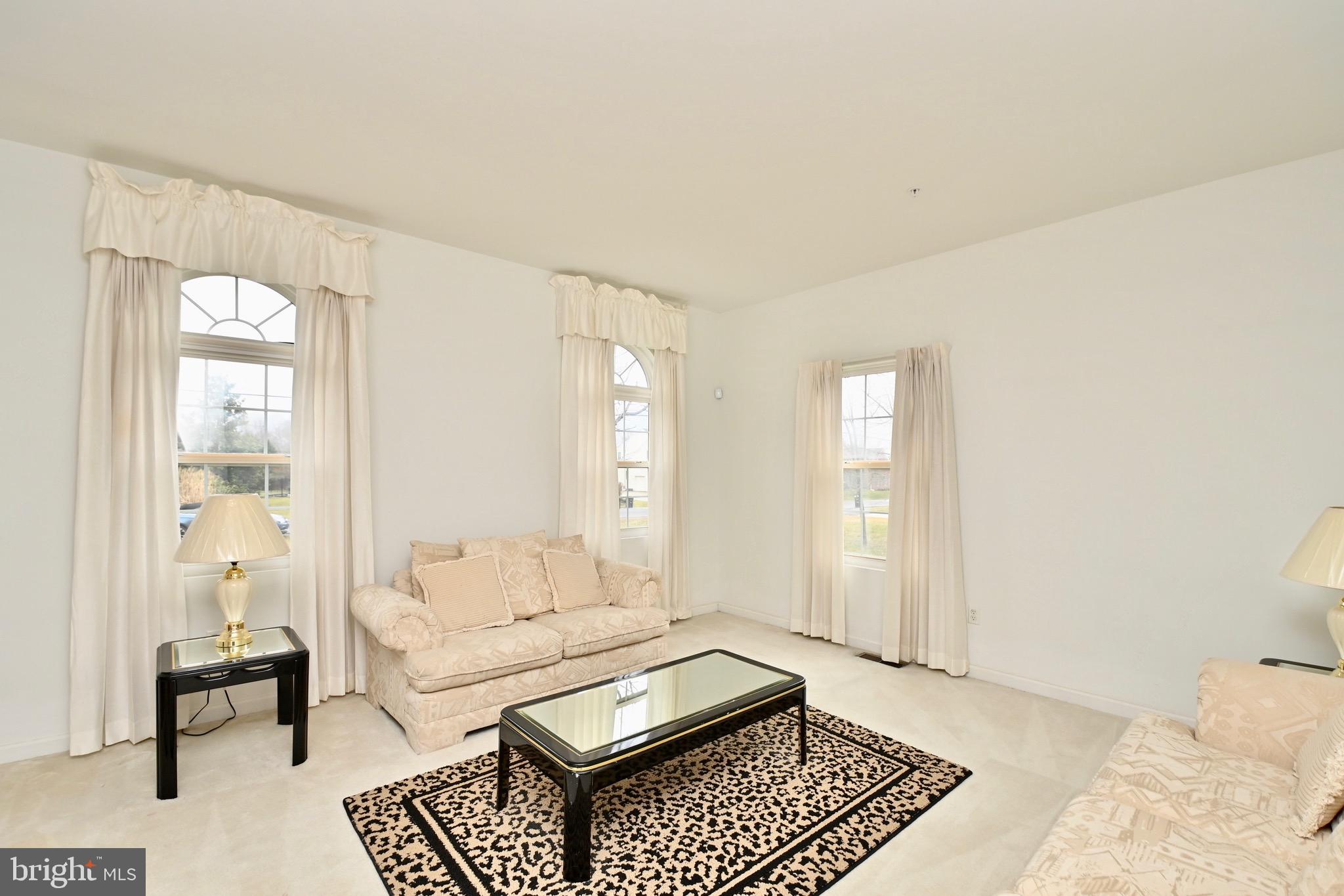 11105 Riverview Road Fort Washington, MD 20744 - Photo 7 of 49 Formal Living Room
