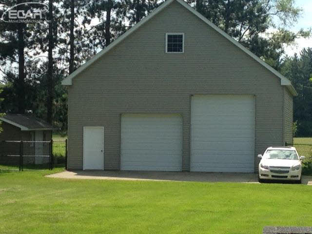 8862 Gera Road Birch Run, MI 48415 - Photo 10 of 13 21304344-9.JPG