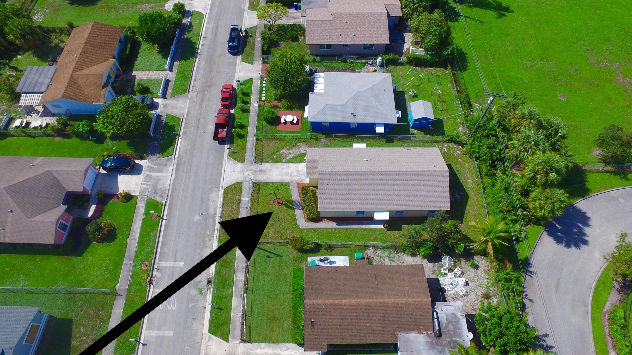 1336 West 10th Street Riviera Beach, FL 33404 - Photo 1 of 97 D9831EF4-14FB-459A-B75D-877764005CF1