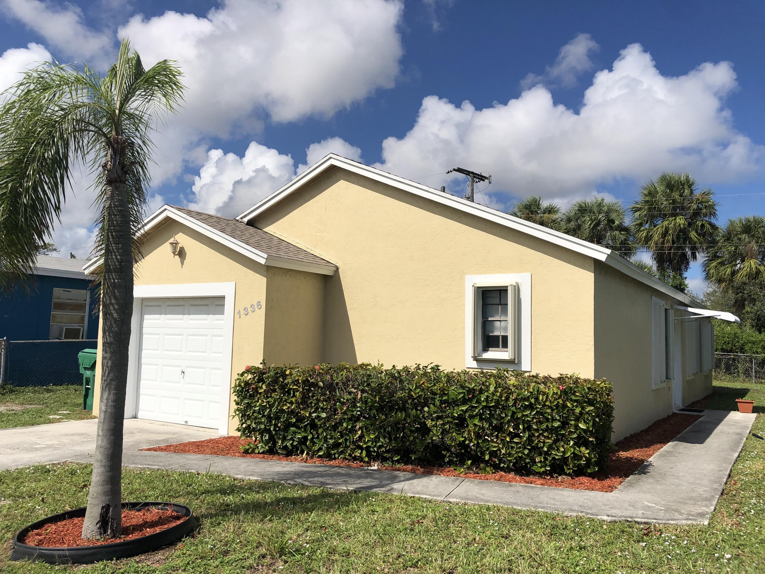 1336 West 10th Street Riviera Beach, FL 33404 - Photo 2 of 97 +ETk59KxQjqmSuIIf3CDOA