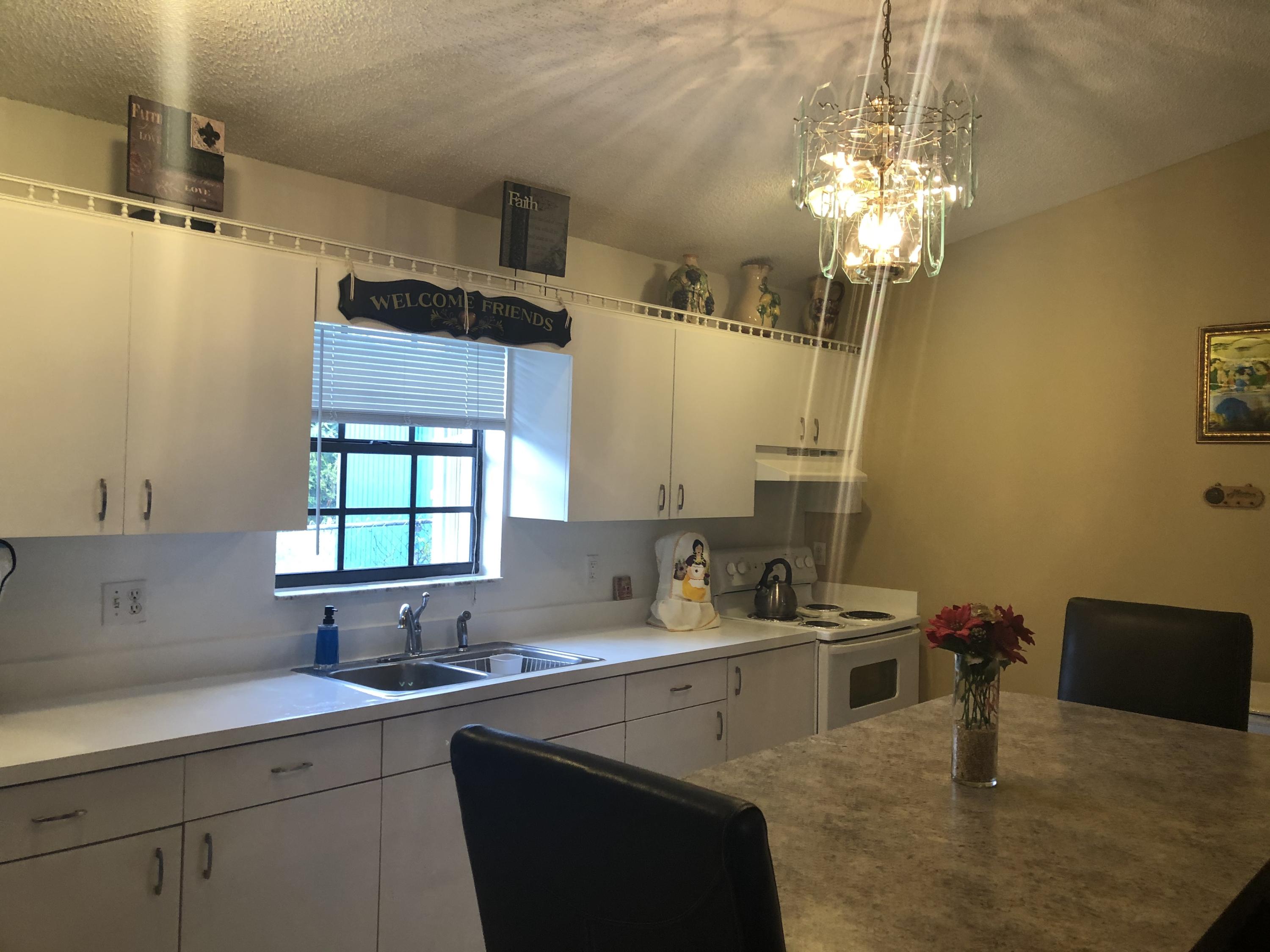 1336 West 10th Street Riviera Beach, FL 33404 - Photo 40 of 97 784V9uo5SCaduuOU0eHlow