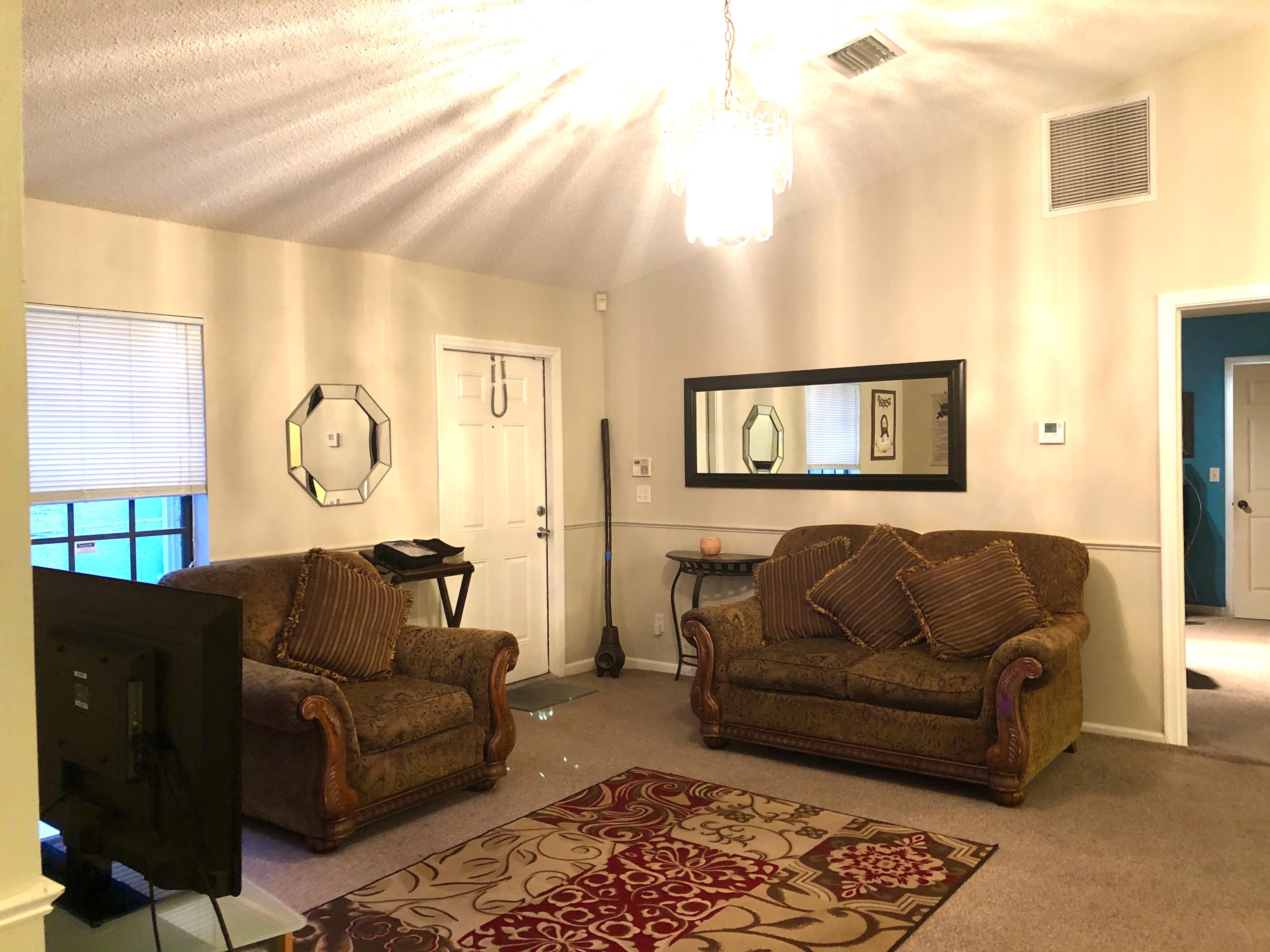 1336 West 10th Street Riviera Beach, FL 33404 - Photo 7 of 97 fullsizeoutput_13c27