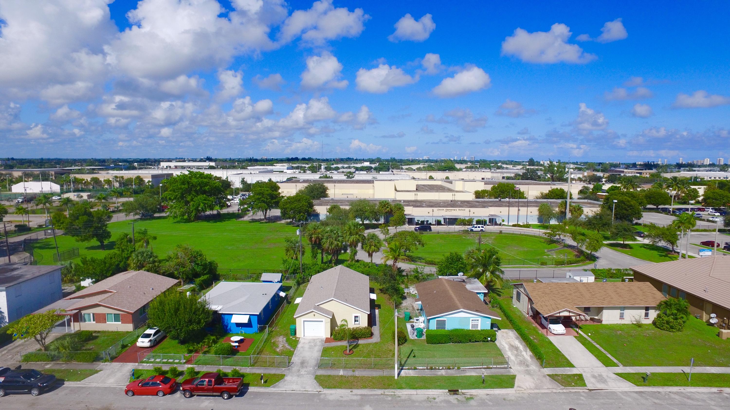 1336 West 10th Street Riviera Beach, FL 33404 - Photo 82 of 97 fullsizeoutput_13798