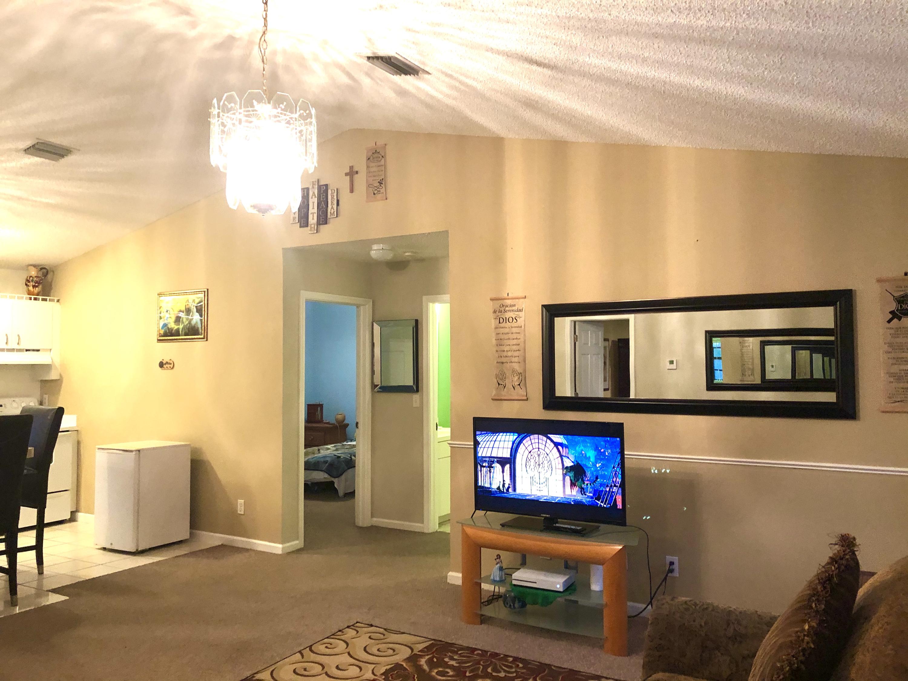 1336 West 10th Street Riviera Beach, FL 33404 - Photo 9 of 97 fullsizeoutput_13c2f