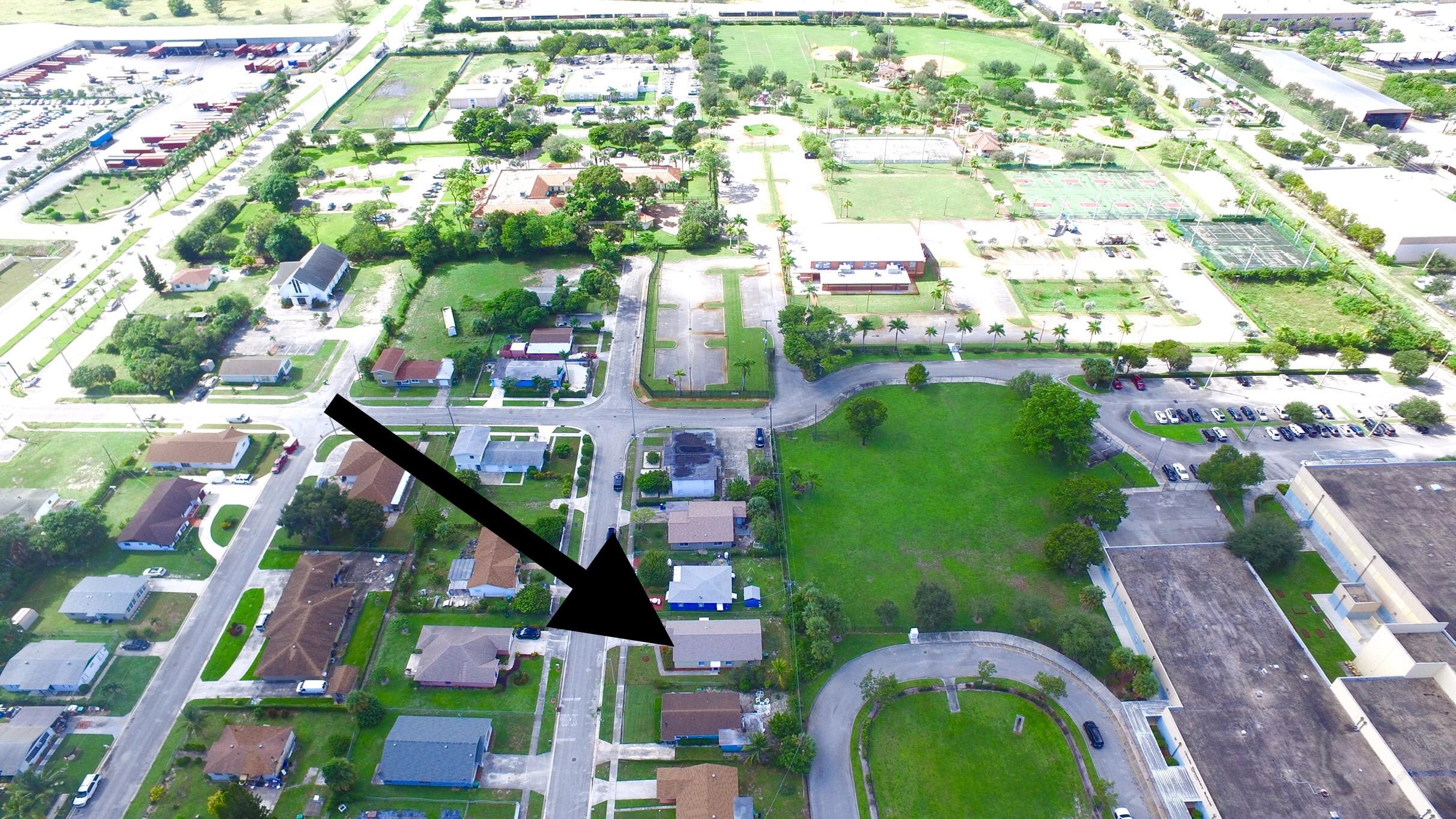1336 West 10th Street Riviera Beach, FL 33404 - Photo 94 of 97 13097C04-61BC-40D2-AE47-F4263266B88D
