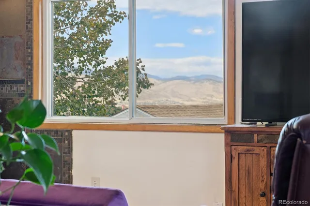 $574,900 | 15815 West 2nd Avenue, Golden, CO 80401