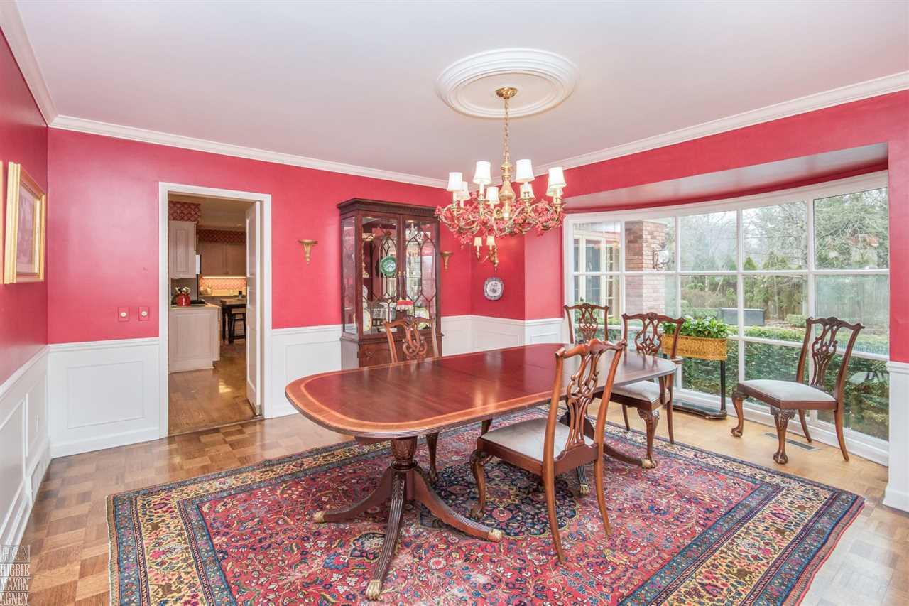 175 Touraine Road Grosse Pointe, MI 48236 - Photo 11 of 31 31393880-10.JPG