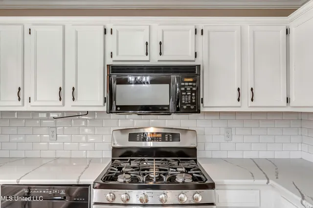 $232,000 | 217 White Oak Place, Pearl, MS 39208