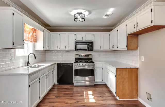 $232,000 | 217 White Oak Place, Pearl, MS 39208