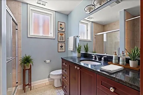$475,000 | 5618 West Lawrence Avenue, Chicago, IL 60630