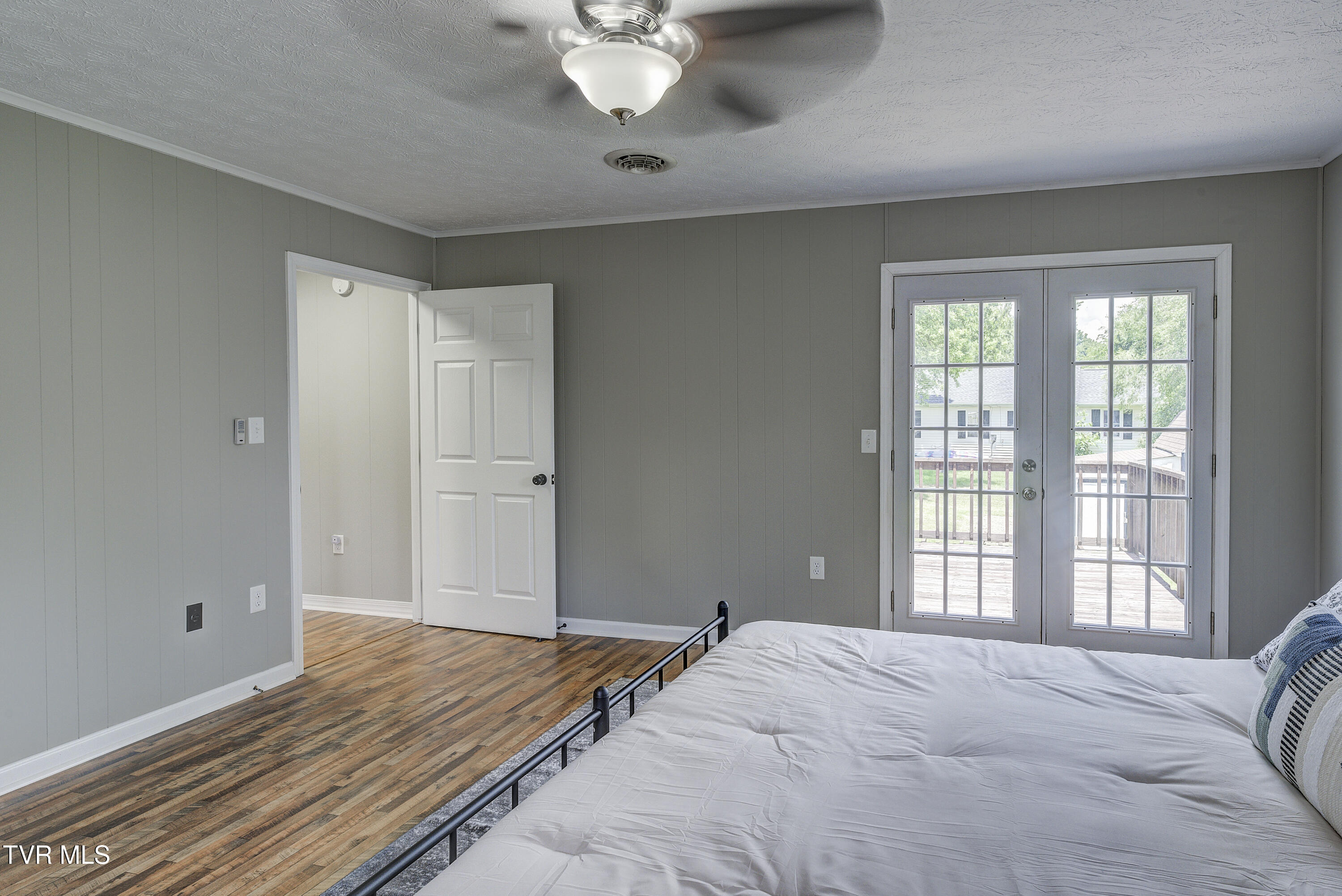 2382 Bob Little Road Elizabethton, TN 37643 - Photo 47 of 61 Bob-35