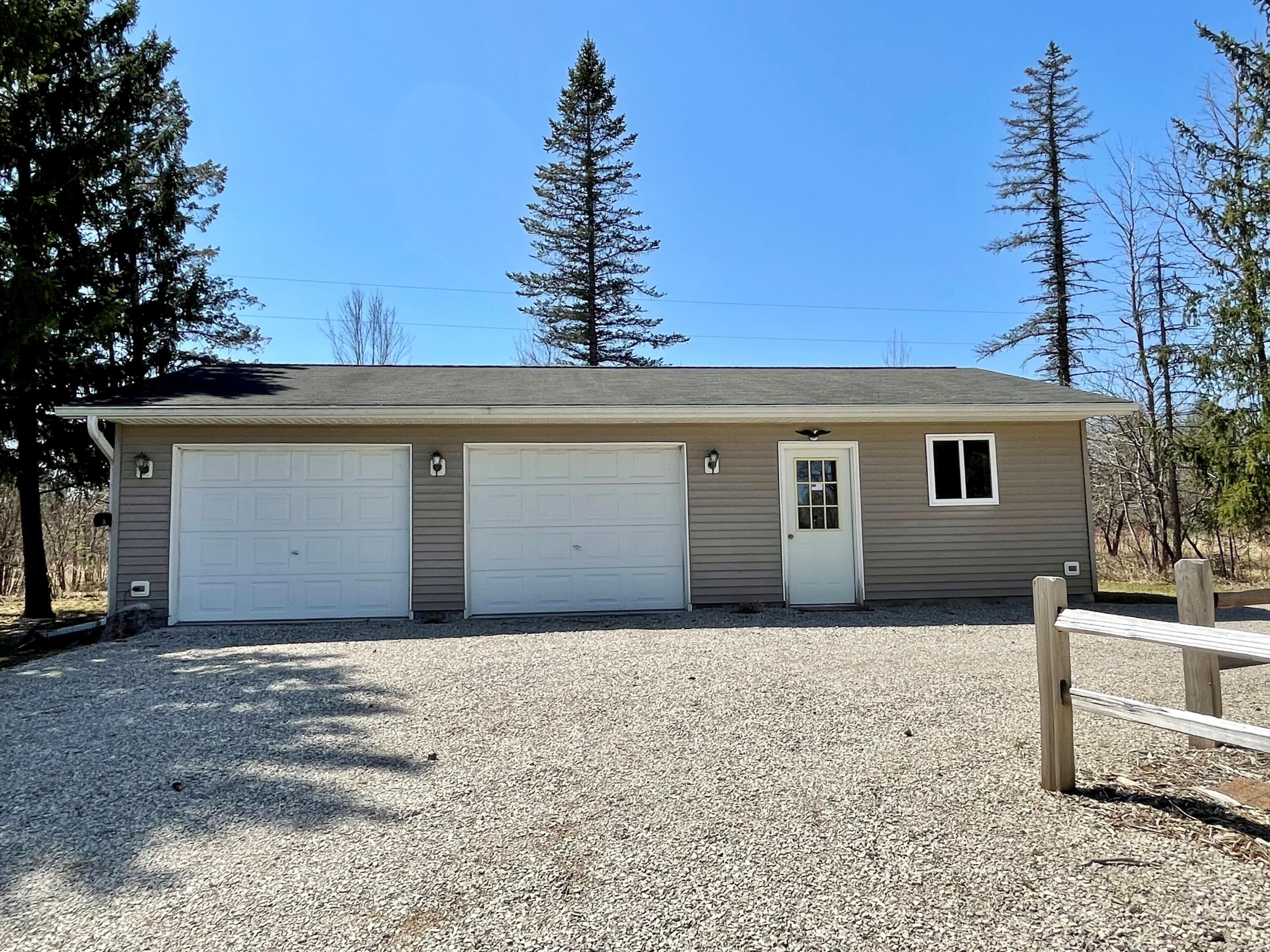 4168 South River Road Cheboygan, MI 49721 - Photo 22 of 34 Gallery Image 22