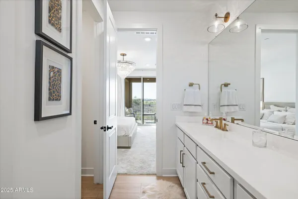 $618,888 | 2121 West Sonoran Desert Drive, Unit 8, Phoenix, AZ 85085