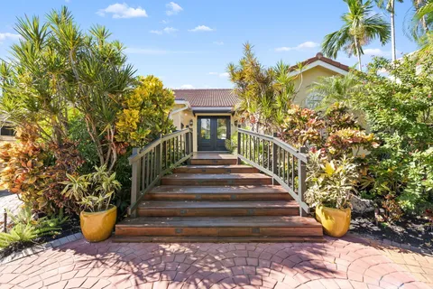 $2,590,000 | 713 Southeast 25th Avenue, Fort Lauderdale, FL 33301