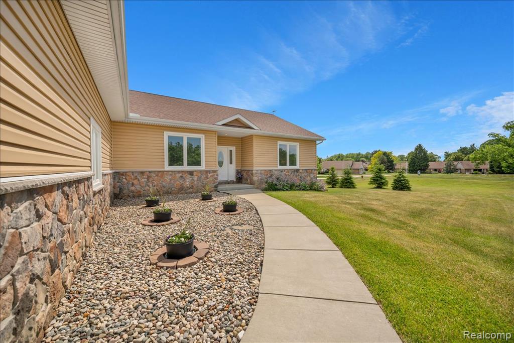 4266 McCandlish Road Grand Blanc, MI 48439 - Photo 8 of 68