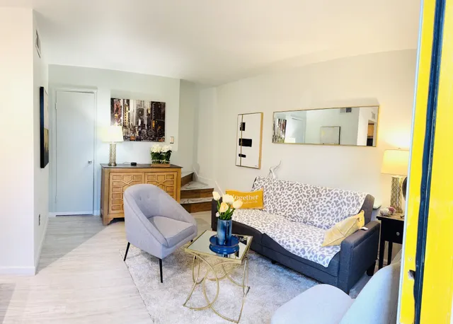 $187,500 | 1531 Marshall Street, Unit 3, Houston, TX 77006