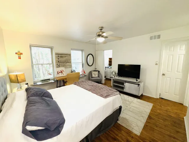 $187,500 | 1531 Marshall Street, Unit 3, Houston, TX 77006