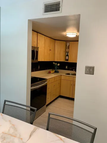 $187,500 | 1531 Marshall Street, Unit 3, Houston, TX 77006