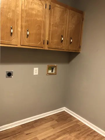 $925 | 945 L C Avenue, Hopkinsville, KY 42240