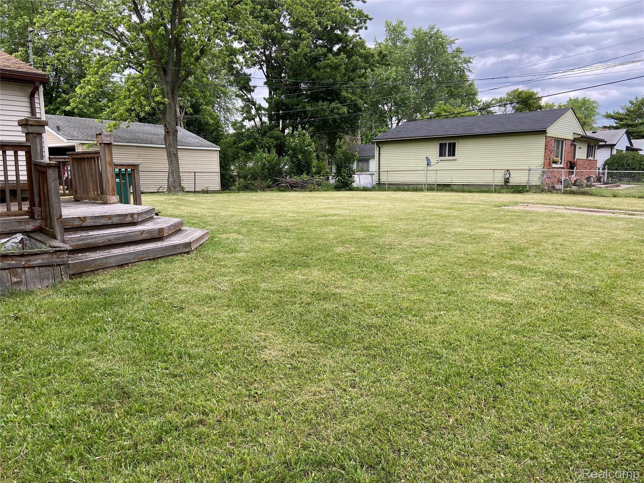 15345 Colbert Street Romulus, MI 48174 - Photo 14 of 16 IMG_1700 (1).JPG