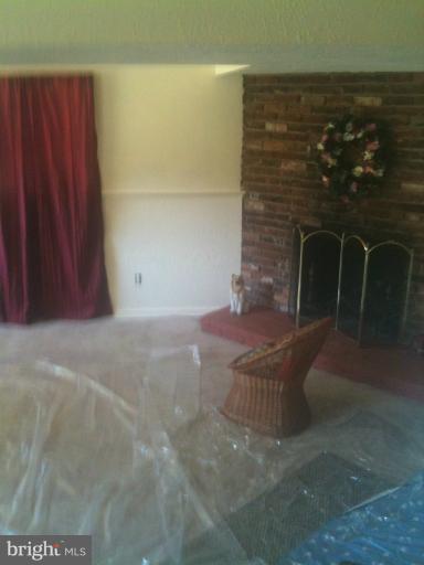 901 Conley Road Takoma Park, MD 20912 - Photo 6 of 15 Family Room