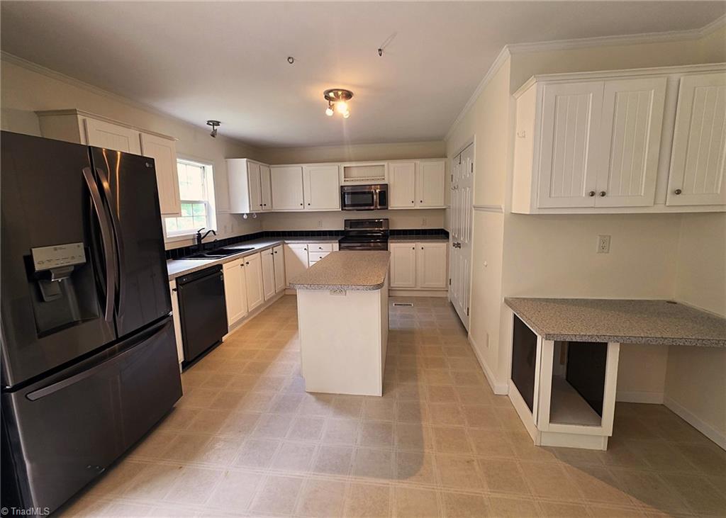 1380 Bethany Road Madison, NC 27025 - Photo 5 of 32