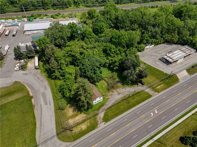 $269,900 | 218 Jefferson Road, Rochester, NY 14623