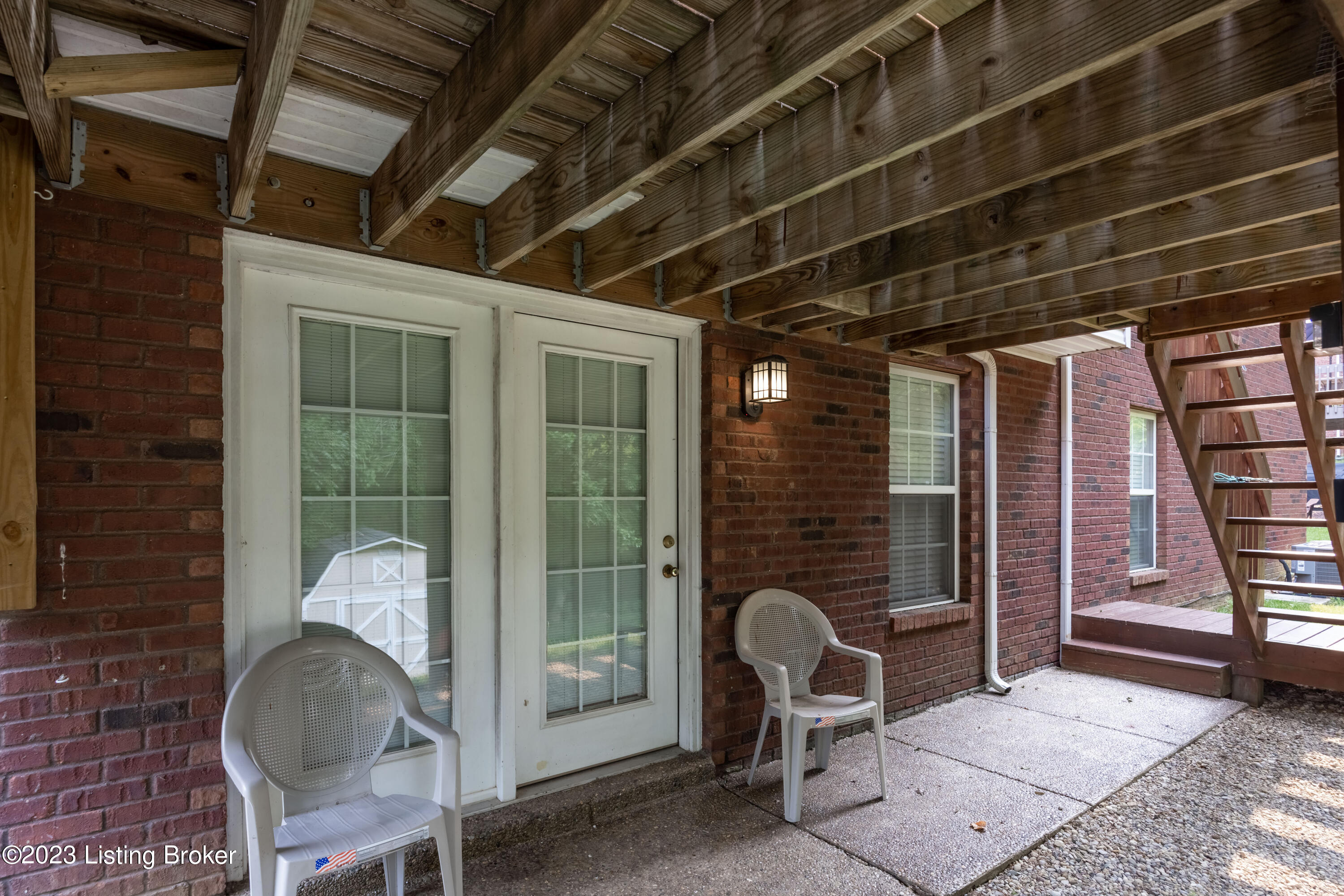 10011 Rimfire Road Louisville, KY 40291 - Photo 16 of 76 2Y0A0200