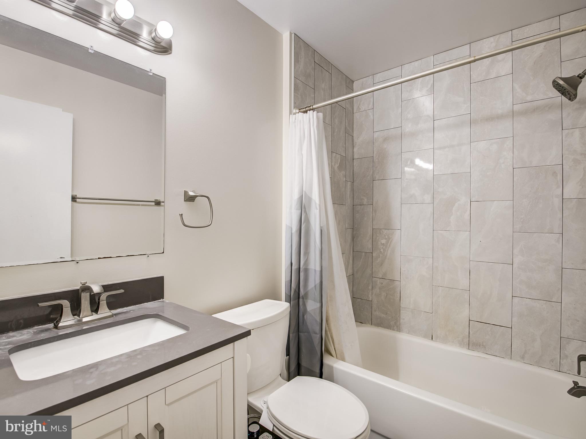 7702 Lexton Place, Unit E Springfield, VA 22152 - Photo 23 of 44