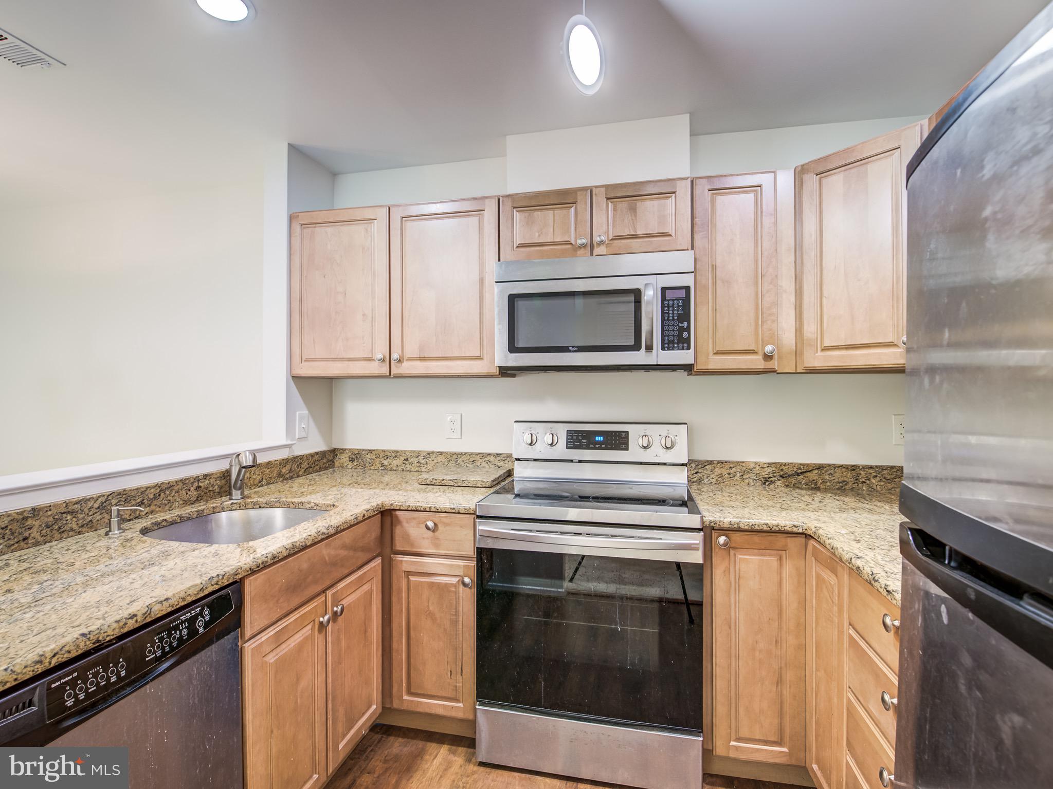7702 Lexton Place, Unit E Springfield, VA 22152 - Photo 7 of 44