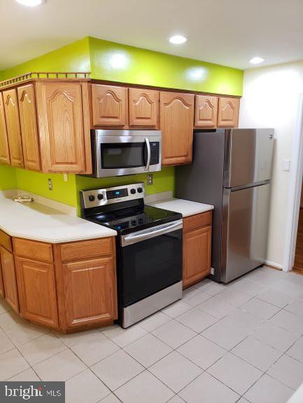 13035 Clarion Road Fort Washington, MD 20744 - Photo 4 of 21 kitchen
