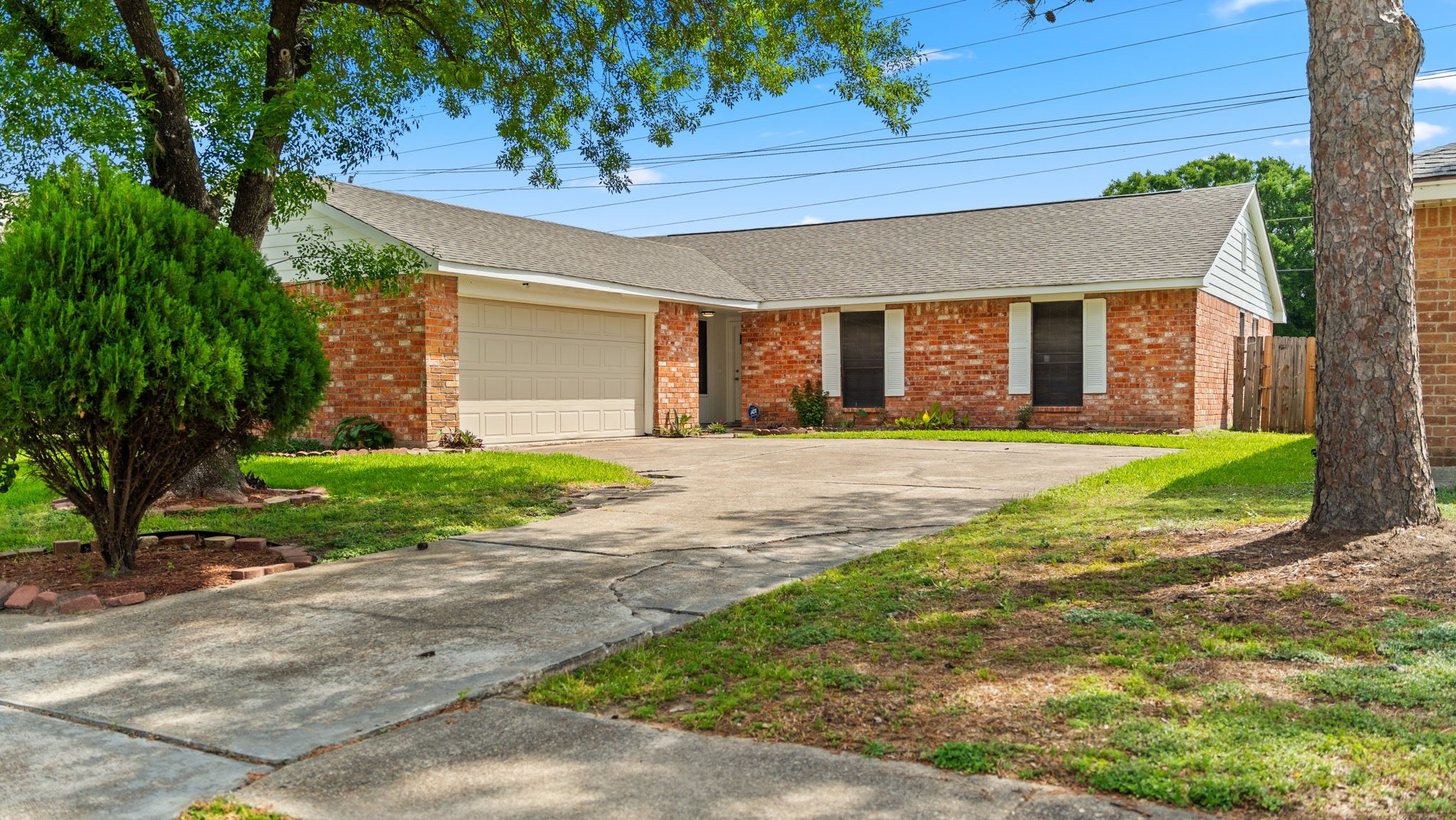 1342 Padstow Lane Channelview, TX 77530 - Photo 1 of 18