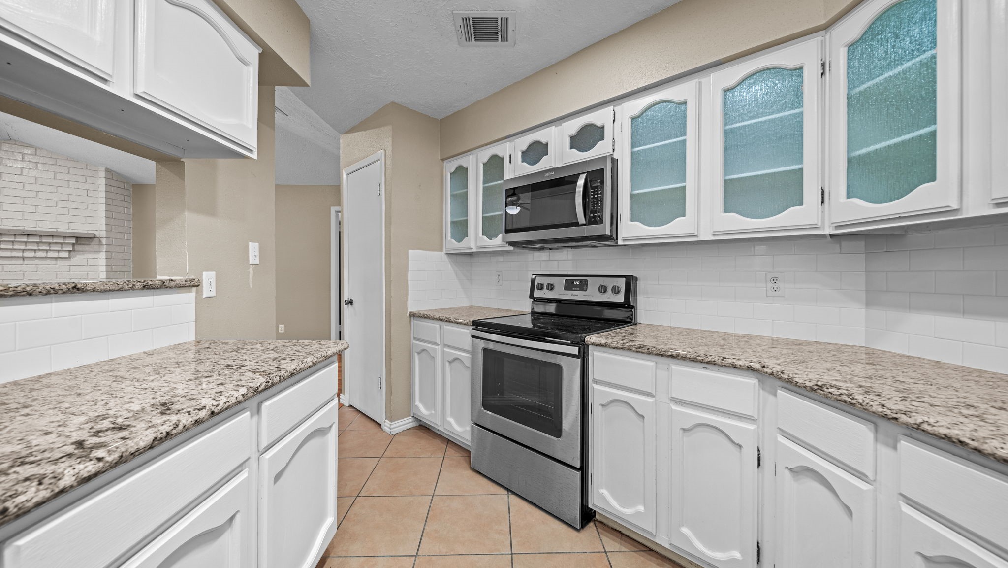 1342 Padstow Lane Channelview, TX 77530 - Photo 4 of 18