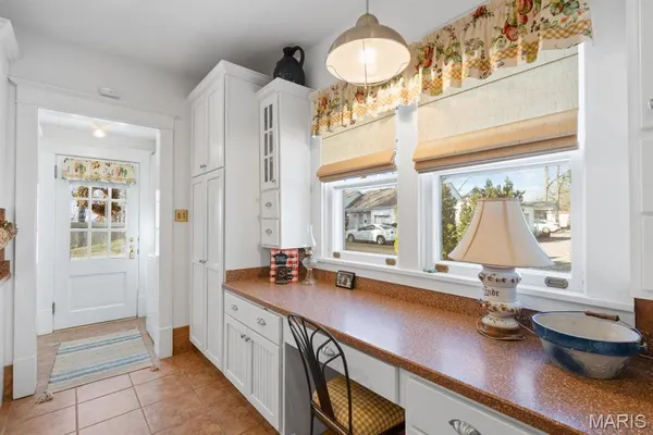 $379,000 | 324 Vine Street, Dexter, MO 63841