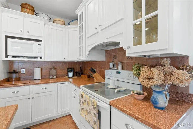 $399,000 | 324 Vine Street, Dexter, MO 63841