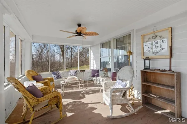 $379,000 | 324 Vine Street, Dexter, MO 63841